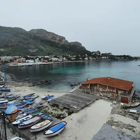 Apartment Scalo17 *